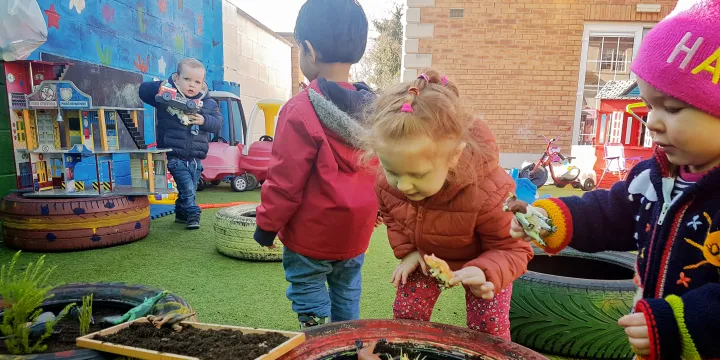 Cocoon Childcare Children playing in the garden